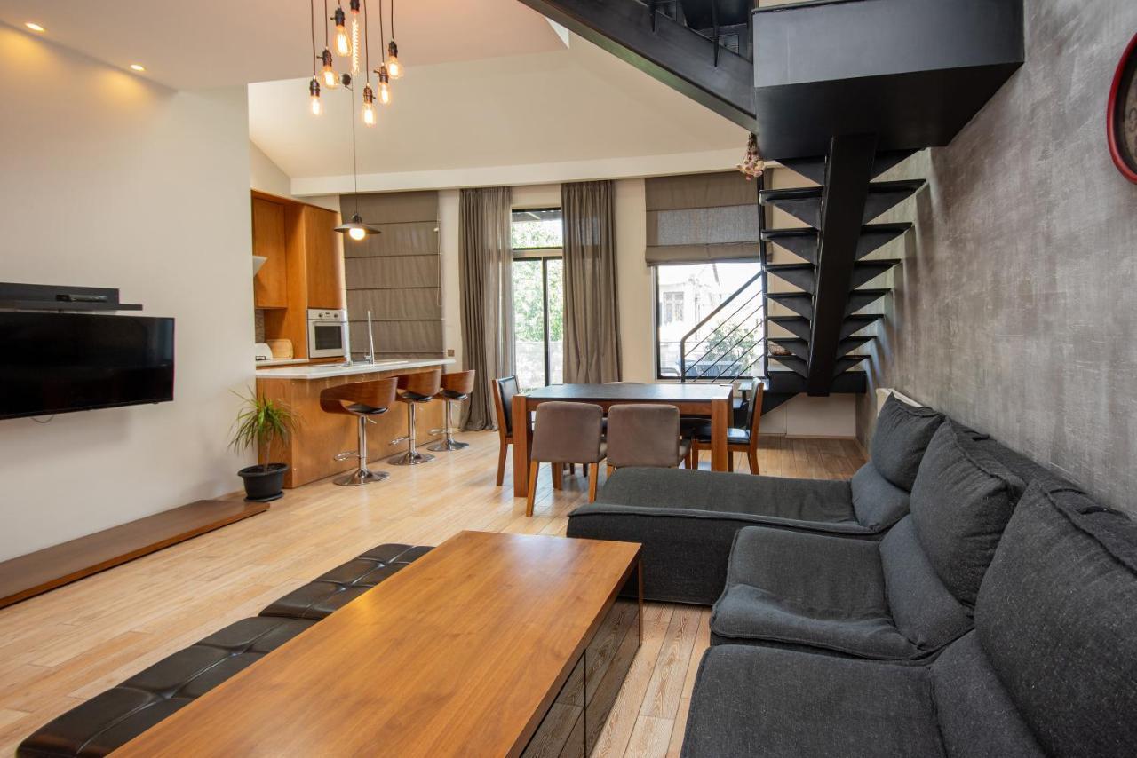 Luxury 4 Bedroom Apartment #1 In The City Center Of Tbilisi Exterior foto