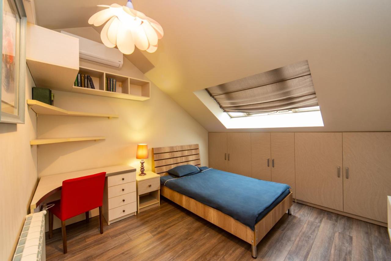 Luxury 4 Bedroom Apartment #1 In The City Center Of Tbilisi Exterior foto
