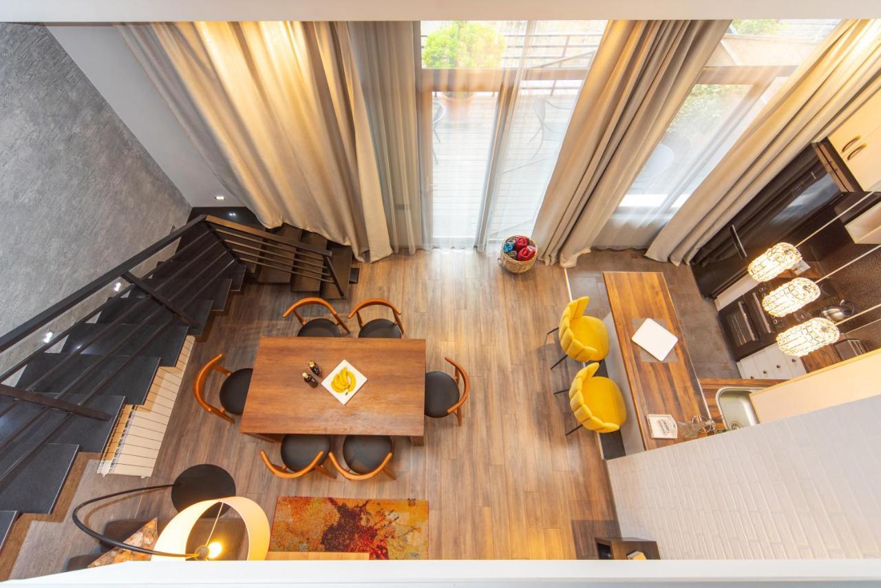 Luxury 4 Bedroom Apartment #1 In The City Center Of Tbilisi Exterior foto